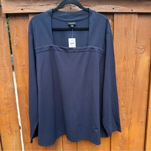 J. Jill navy blue top